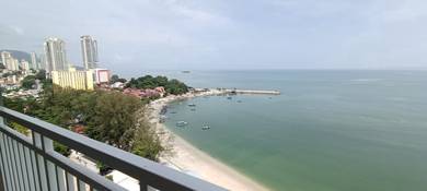 You’ll fall in love with this panoramic sea & coastline views..
