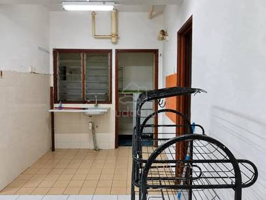 Super Deal! 💥Good Condition Unit at IXORA APT , RE AMAN PURI REA 🏡