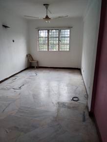 Tingkat 3 - Flat Seksyen 7 - Shah alam