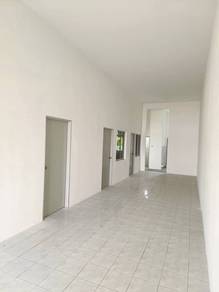 Teres Taman Rendang Makmur Belakang SMK Peramu Jaya Tanah (2040SQFT )