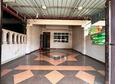 Double storey house scientex pasir gudang jalan helang for sale.