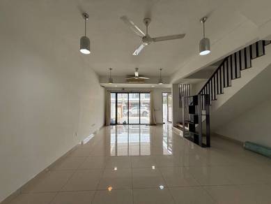 FLEXIBLE DEPO Double Storey Terrace Elmina Green 1 Sek U17 Shah Alam