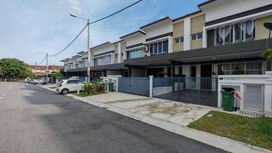 2-storey-Terraced-House-for-rent-Beranang-Selangor