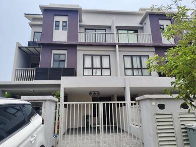 Upper Level Townhouse Bandar Puteri Bangi