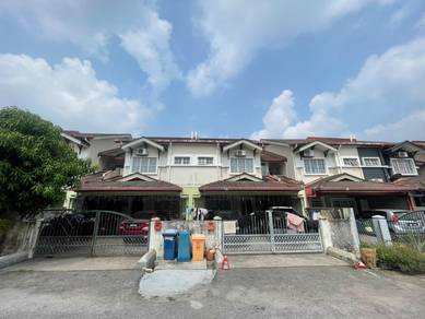 FULLY RENOVATED Double Storey Terrace Seksyen 5, Kota Puteri, Rawang