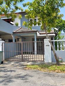 Taman Merdeka End Lot For Sale