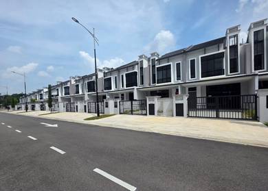 Brand New 2 Storey Setia Eco Cascadia