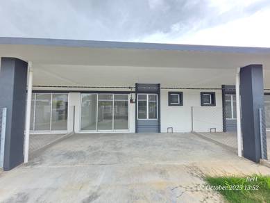 Rumah Teres Setingkat Taman Kenanga Sabak Bernam