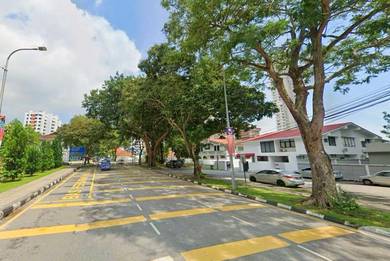 Shophouse Facing Main Road Jalan Kelawai