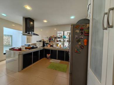2-storey-Terraced-House-for-sale-Bandar-Kinrara-Selangor-3