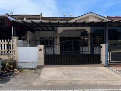 TAMAN DESA KULAI JALAN DESA - SINGLE STOREY  - GOOD CONDTIOn