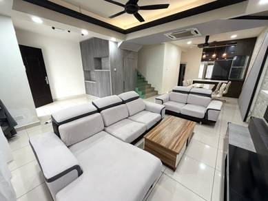 Jalan Austin Duta 1 Fully renovate Double Storey terrace House