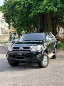 Toyota HILUX 2.5 G MY05 KUN25R (A)