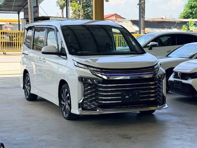 Toyota VOXY 2.0 S-Z (A)