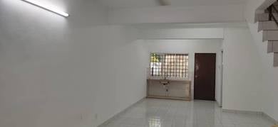 2-storey-Terraced-House-for-rent-Tampoi-Johor