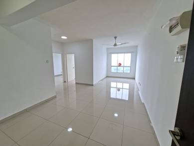 1 car park. partially furnish Skyridge Apartment