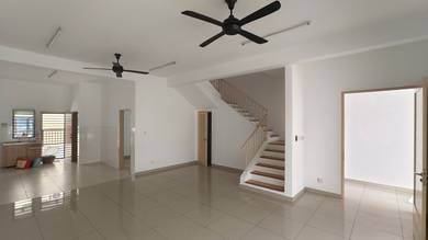 2-Storey - Kota Bayuemas Nearby Bandar Parklands Klang Gated & Guarded
