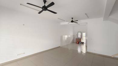2-Storey - Kota Bayuemas Nearby Bandar Parklands Klang Gated & Guarded