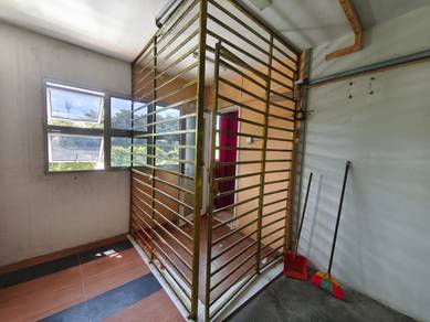 Medium Cost Flat PKNS Seksyen 8 Shah Alam Blok 20 Renovated