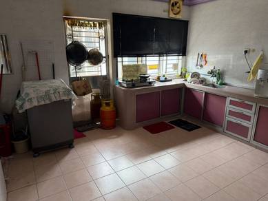 Single Storey house at Bandar Putra Kulai