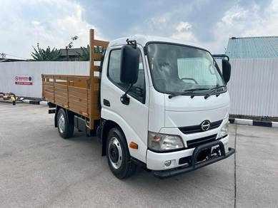2017 HINO XZU600R Wooden Kargo