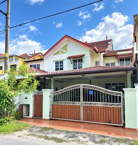 Teres 2 Tingkat Luas Seksyen 7 Bandar Baru Bangi | 5 Bilik |