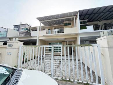 {RUMAH RENOVATED}{RUMAH FAMILY AREA} Jalan SS, Taman Sri Saujana