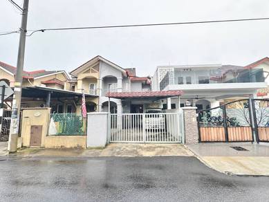 Facing Open Seksyen 7, Bandar Baru Bangi - Double Storey Terrace