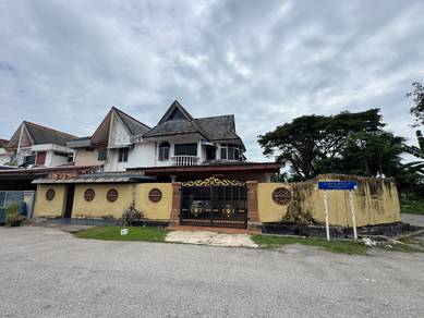 Teres 2 Tingkat Cornerlot Taman Kurnia Jaya, Batu 3