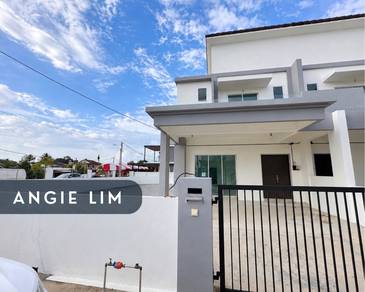 PANCHOR RESIDENCE|Corner 2 Sty Terrace|~25ft Land|Gated Guarded|Nibong