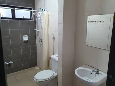 Batu Kawa Townhouse At MJC One Residency