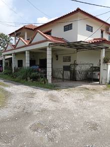 Bungalo House  Rooms for rent