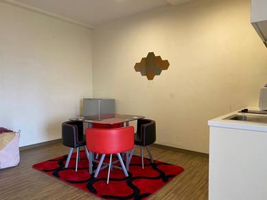 Zetapark condo nice studio FULLY FURNISHED unit with 1 car park and AC