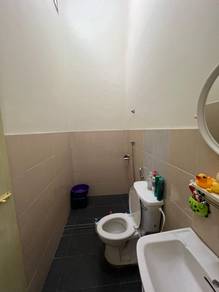 Corner kot Taman Tronoh Universiti