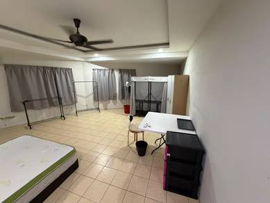 Super Big Room Sri Petaling Jalan Radin for rent