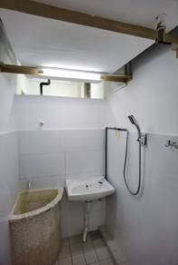 GUGUSAN KANTAN JALAN NURI 7/4 KOTA DAMANSARA  47810 SG. BULOH Low Cost