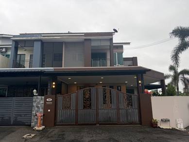 Lahat Renovated Double Storey Corner House