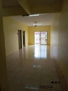 Vista Bayu Villa 925sqft nice unit Kitchen Cabinet for rent