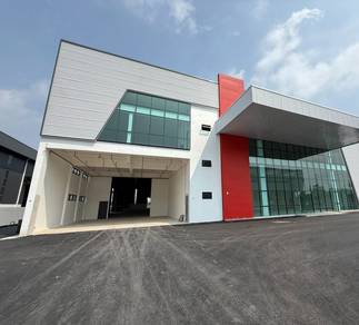 Valdor Near Batu Kawan 1.5 Storey Detached Factory For Rent
