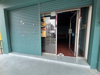3-storey shop Oakland Commercial Centre Seremban 2 near Plus Highway