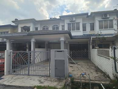 2 Storey House@Taman Bukit Mewah Kajang For Rent