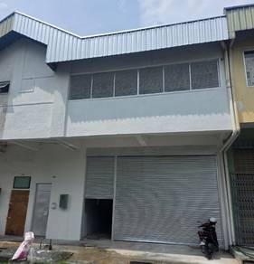 {BEST RENT}1.5 Storey Factory Semenyih Sg Lalang{30x80Sqft)-New Paint