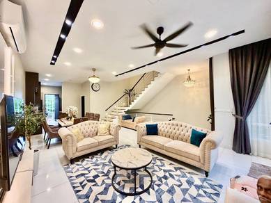 FULLY RENO 3 Storey Superlink Tiara South Semenyih Freehold for Sale