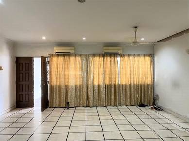 2 -Storey Terrace House at Greenlane @ Jalan Besi For Sale