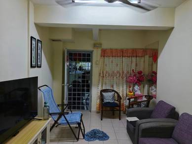 Townhouse For Sale | Taman Bukit Emas, Seri Kembangan