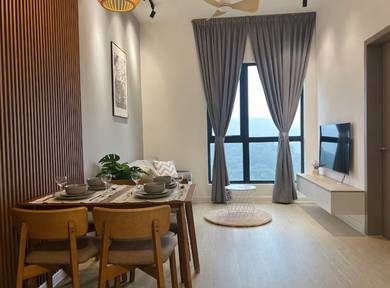 Cyberjaya 3 Bilik Condo【Ready Move In & Fully Furnish】Dkt MMU & KLIA!!