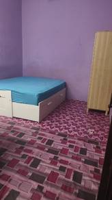 Middle Room for Rent Seksyen 8, PJ