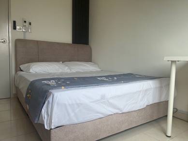 (male) 15 mins to MenaraMaybank118 & 5 mins walk to LRT station