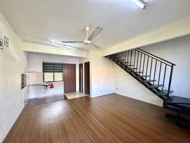 Low Cost [Teres Dua Tingkat Taman Matang Jaya Sungai Buloh]