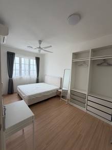 Master room for rent! Fully furnished, for single / couple. Near to KL